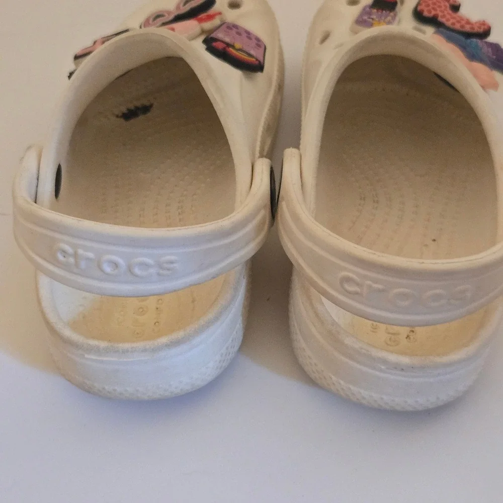 Crocs Kids Classic Clogs White Jibbitz Charms Size C9 Slip On Shoes
